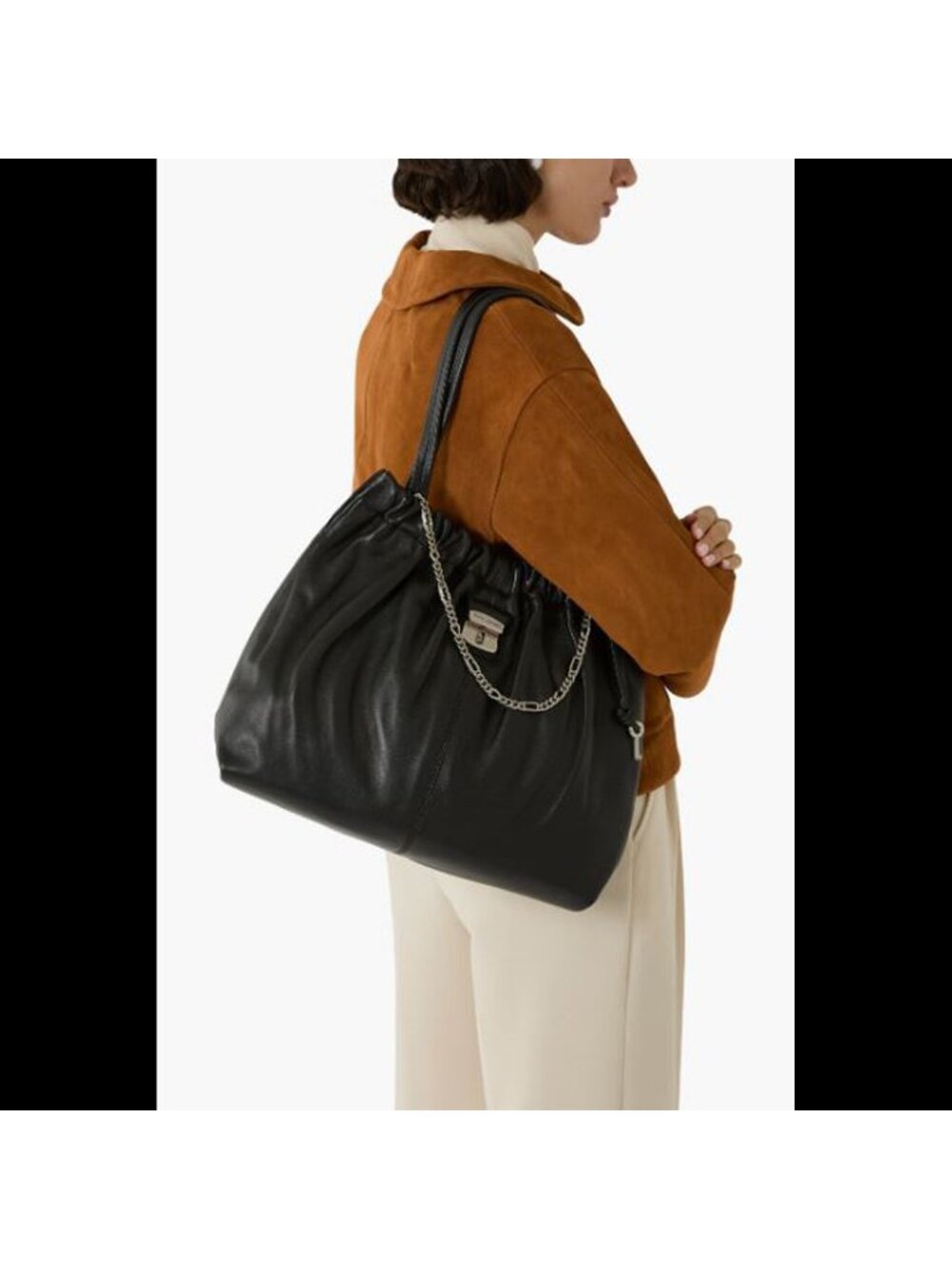 Marc Jacobs The Cristina Chain-Embellished Drawstring Leather Tote Black OS - Picture 11 of 12